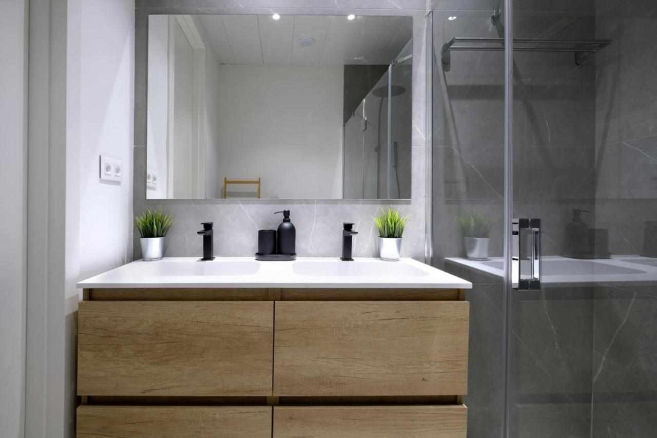 Mike House Alojate En El Corazon De Zaragoza Apartman Kültér fotó
